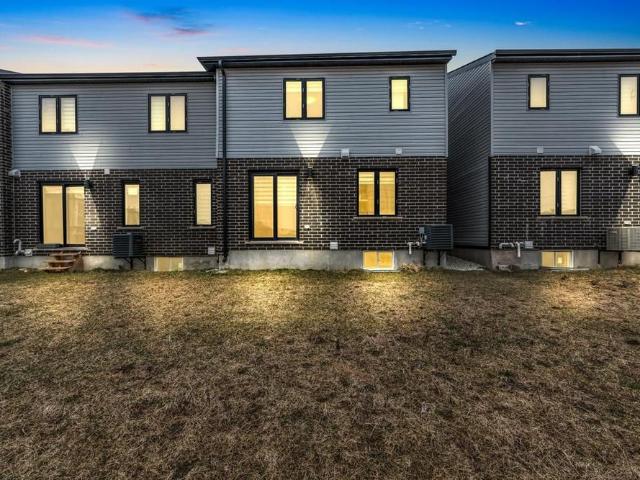 Townhouse for rent in Arva, Ontario