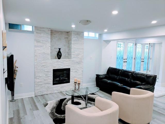Apartment for rent in Georgina, Ontario