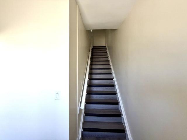 Townhouse for rent in Ancaster, Ontario