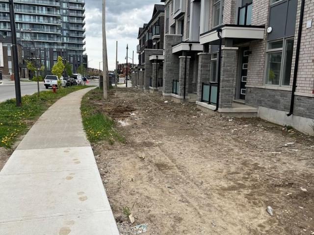 Townhouse for rent in Georgina, Ontario