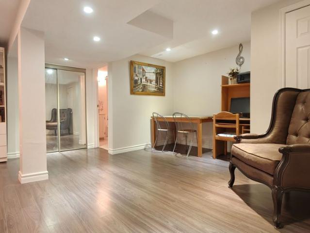 Apartment for rent in York, Ontario