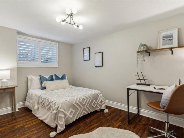 House for rent in Etobicoke—Lakeshore, Toronto