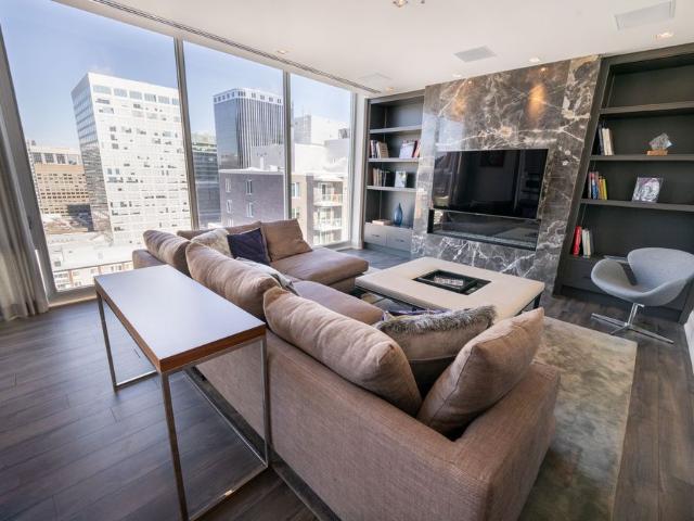 Apartment for rent in Somerset, Ottawa