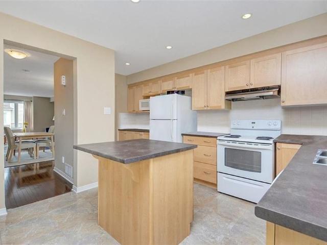 Townhouse for rent in Mulhurst Bay, Ontario