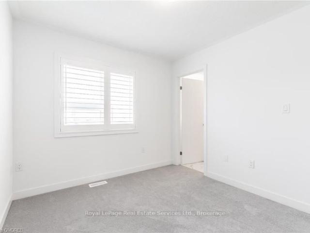Townhouse for rent in Burlington, Ontario