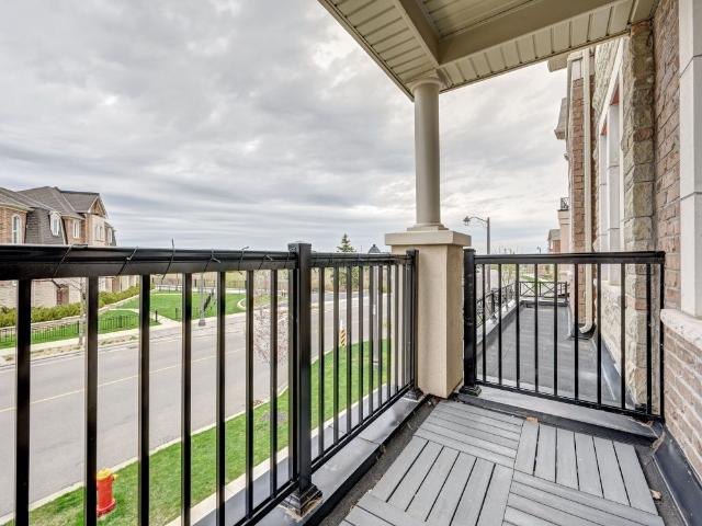 Townhouse for rent in Oakville, Ontario