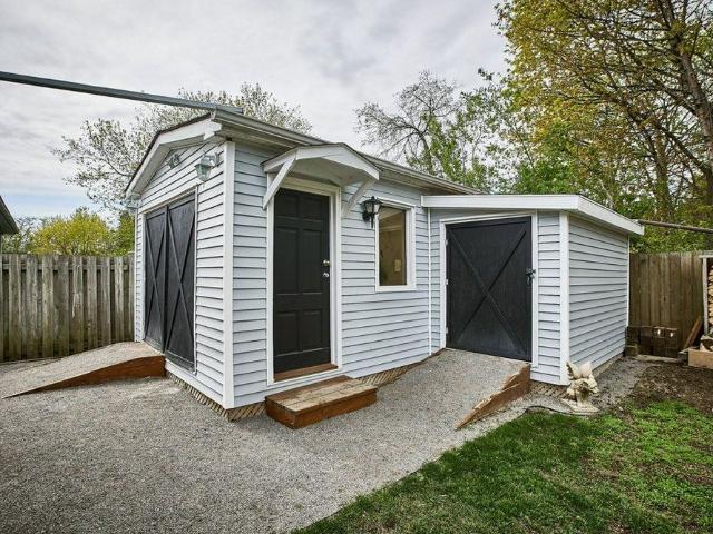 Apartment for rent in Whitby, Golden Horseshoe