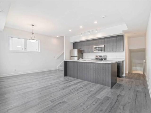 Apartment for rent in Oakville, Golden Horseshoe
