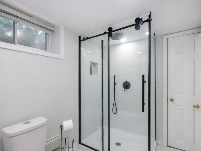 Room for rent in Selwyn, Ontario