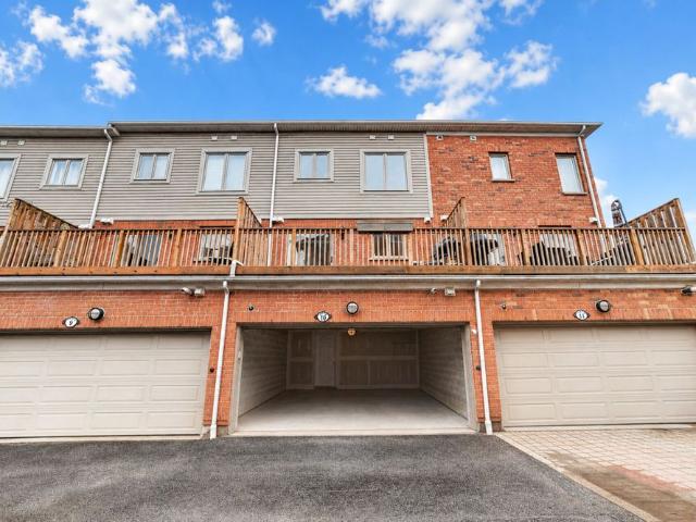 Apartment for rent in Etobicoke—Lakeshore, Toronto