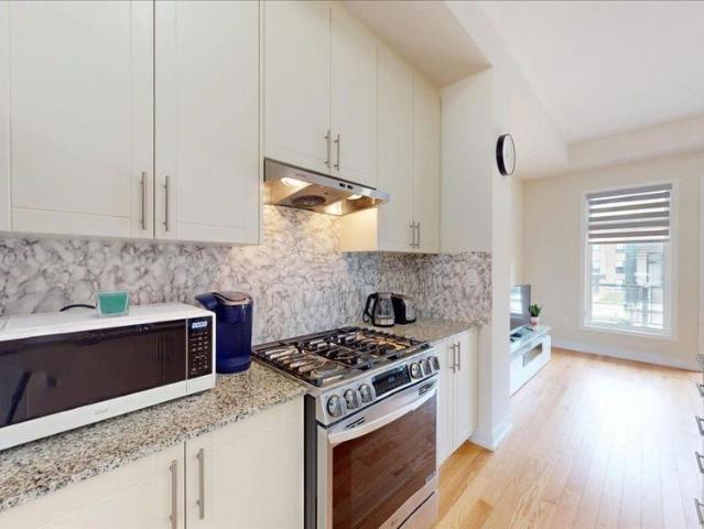 Townhouse for rent in Oakville, Ontario