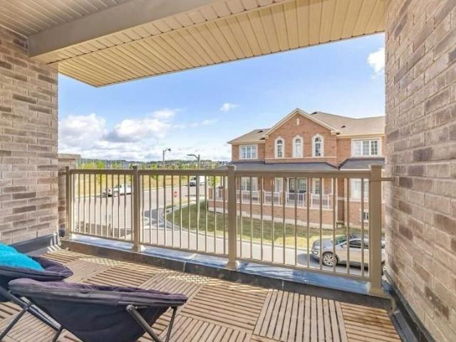 Townhouse for rent in Oakville, Ontario
