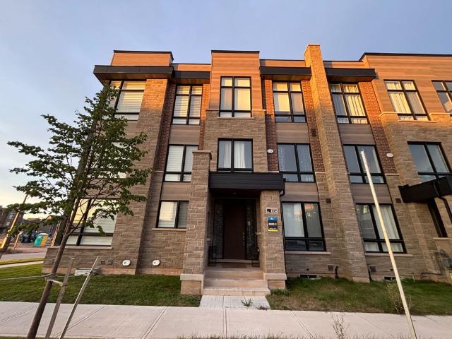 Townhouse for rent in Oakville, Ontario