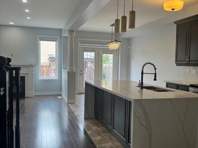 House for rent in Oakville, Golden Horseshoe