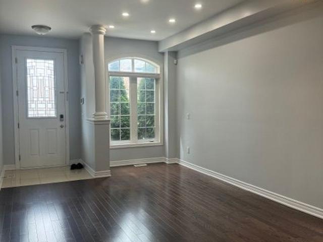 House for rent in Oakville, Ontario
