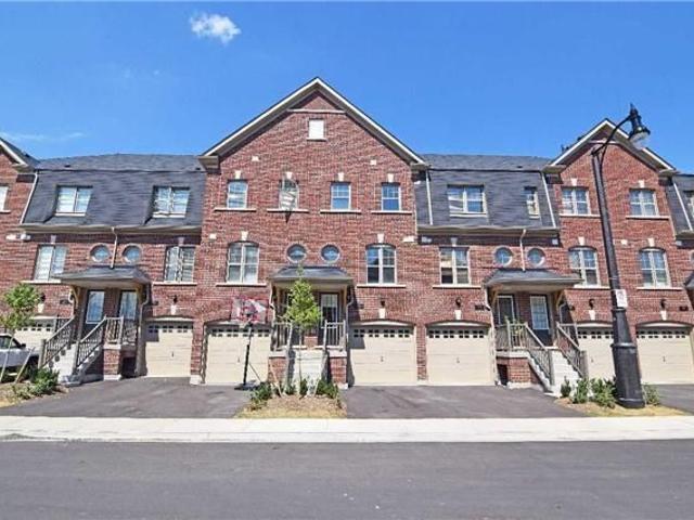 Townhouse for rent in Brampton, Golden Horseshoe