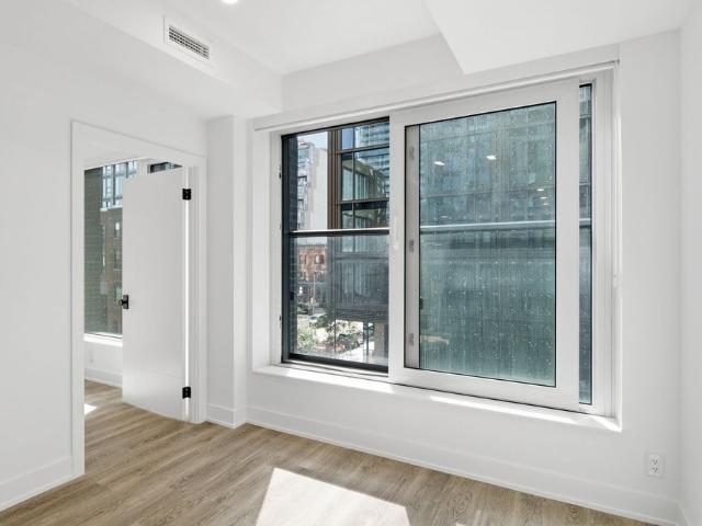 Apartment for rent in Toronto Centre, Toronto
