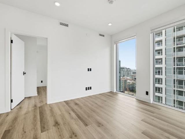 Apartment for rent in Toronto Centre, Toronto