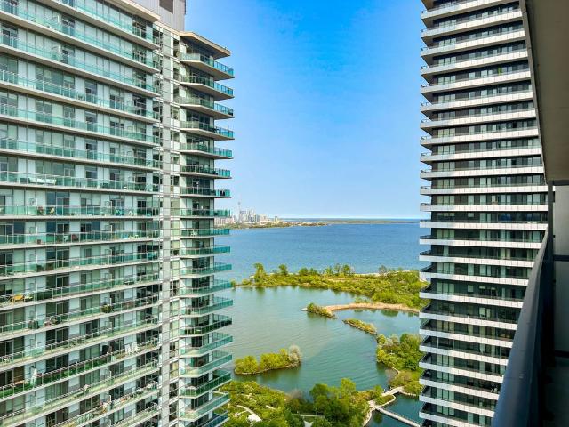 Apartment for rent in Etobicoke—Lakeshore, Toronto