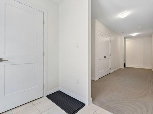Townhouse for rent in Ancaster, Ontario