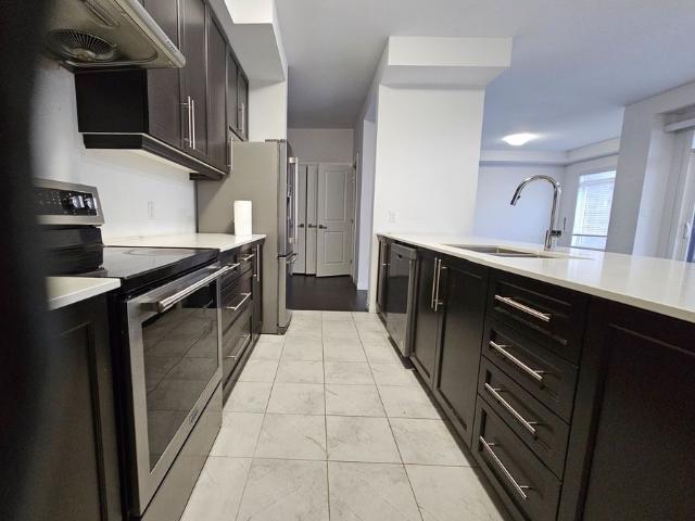 Townhouse for rent in Ancaster, Ontario