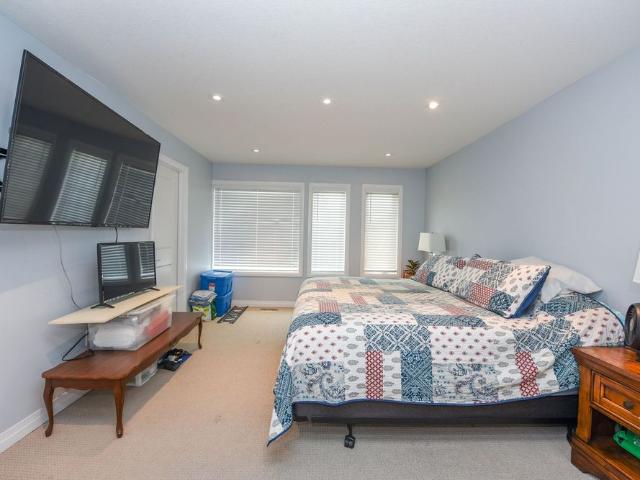 Townhouse for rent in Ancaster, Ontario
