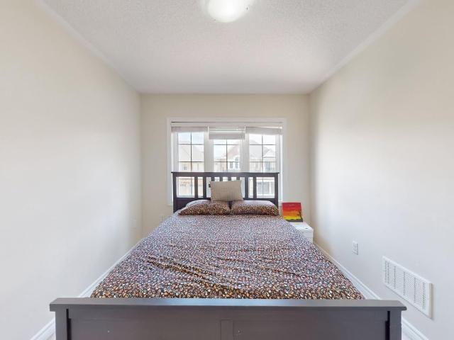 House for rent in Georgina, Ontario