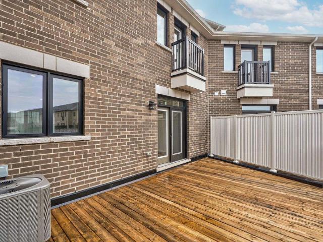 Townhouse for rent in Oakville, Ontario