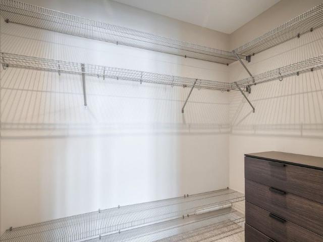 Townhouse for rent in Oakville, Golden Horseshoe