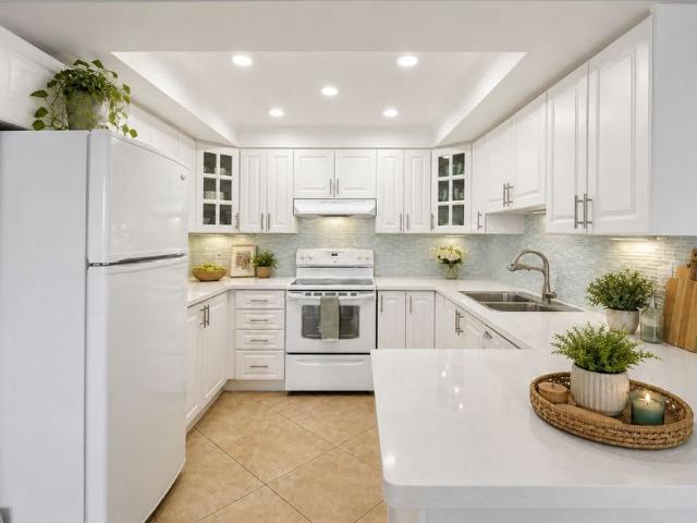 Apartment for rent in Georgina, Ontario
