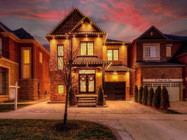 House for rent in Oakville, Golden Horseshoe