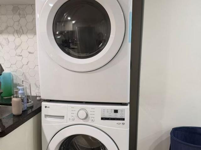 Townhouse for rent in Oakville, Ontario