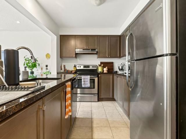 Townhouse for rent in Oakville, Ontario