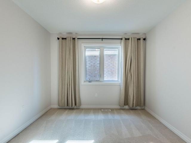 House for rent in Oakville, Golden Horseshoe