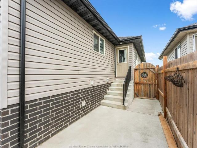 House for rent in Ontario