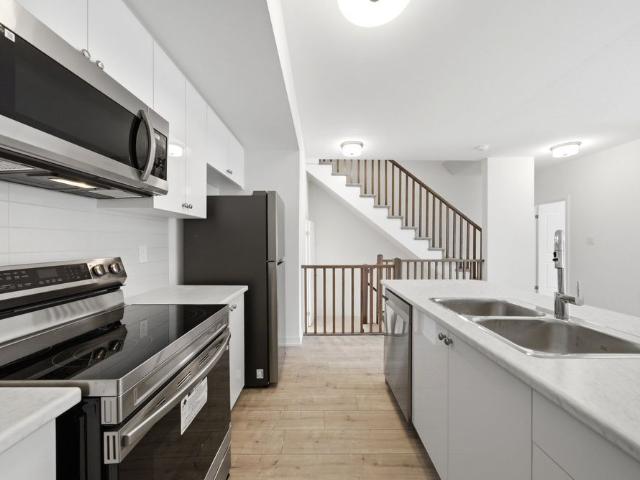 Townhouse for rent in Brant, Ontario