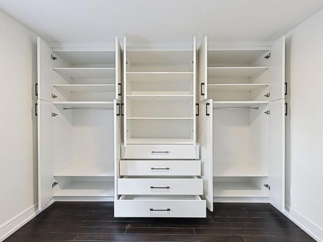 House for rent in Beverley Acres, Richmond Hill