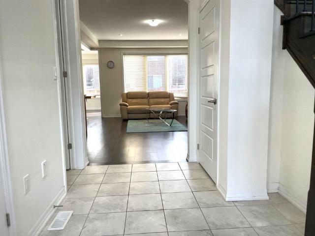 House for rent in Oakville, Ontario