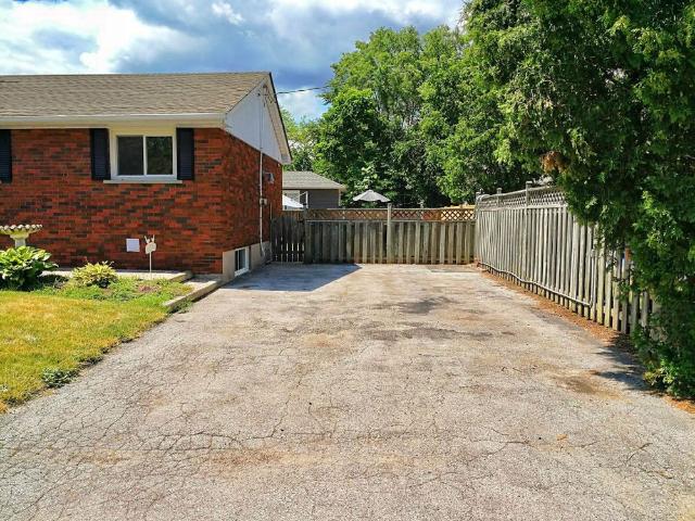 House for rent in Burlington, Ontario