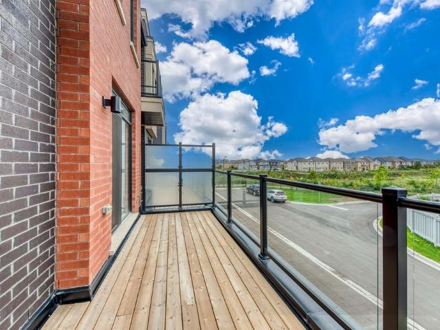 Townhouse for rent in Oakville, Golden Horseshoe
