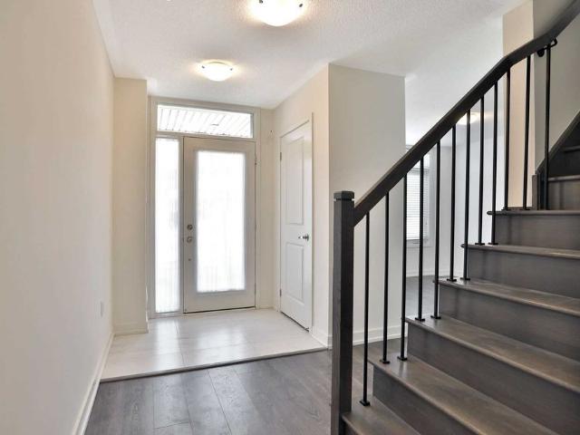 Townhouse for rent in Oakville, Ontario