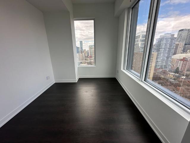Apartment for rent in Toronto Centre, Toronto