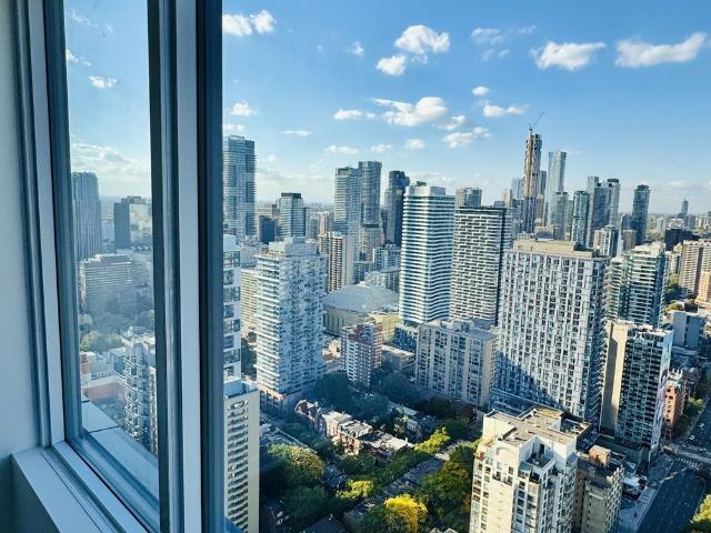 Apartment for rent in Toronto Centre, Toronto