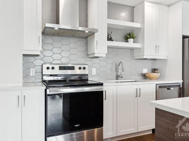 Apartment for rent in Mulhurst Bay, Ontario