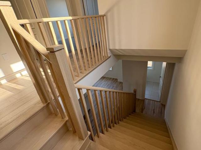 Townhouse for rent in Oakville, Golden Horseshoe