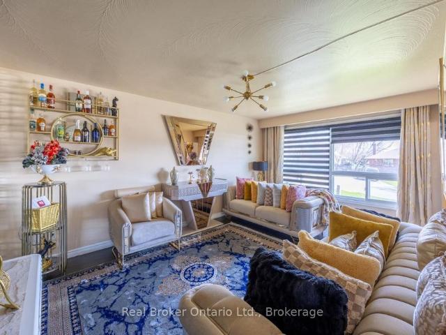 House for rent in Vanier, Oshawa