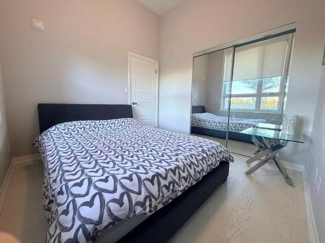 Apartment for rent in Oakville, Golden Horseshoe
