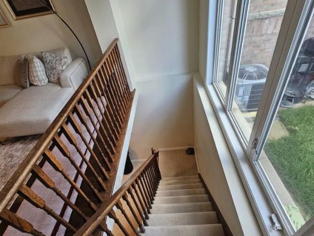 Townhouse for rent in Oakville, Ontario