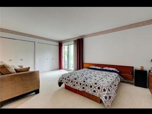 Apartment for rent in Lockwood Park, London