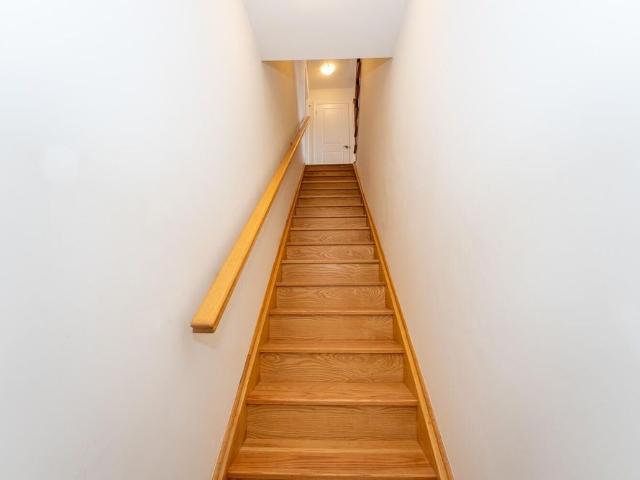 Townhouse for rent in Oakville, Ontario